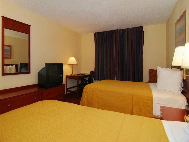 Baymont By Wyndham Indianapolis East Hotell Eksteriør bilde